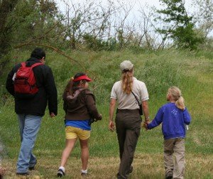 Family Hiking 5334479366_e7d86e884f_z